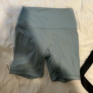 Lulu align shorts